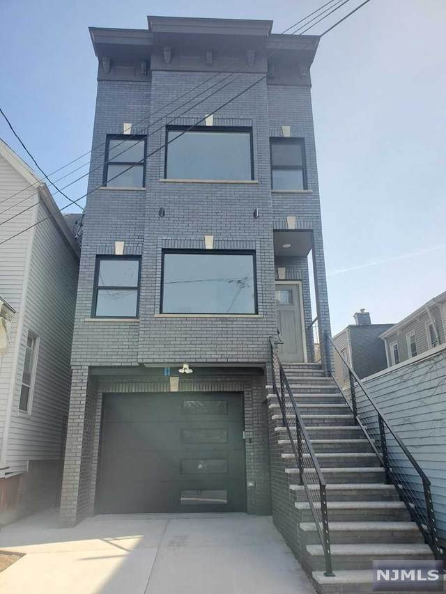 190 Olean Avenue - Photo 1