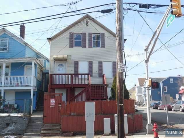 301 Broadway - Photo 1