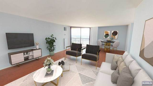 1402 Harmon Cove Tower - Photo 1