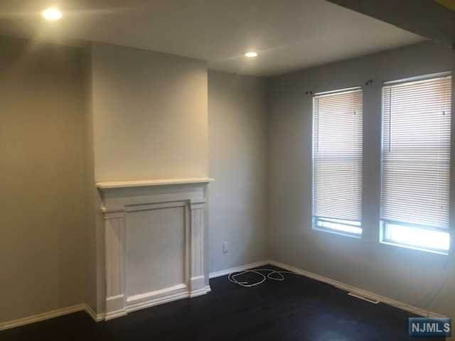 11 Centerway - Photo 1