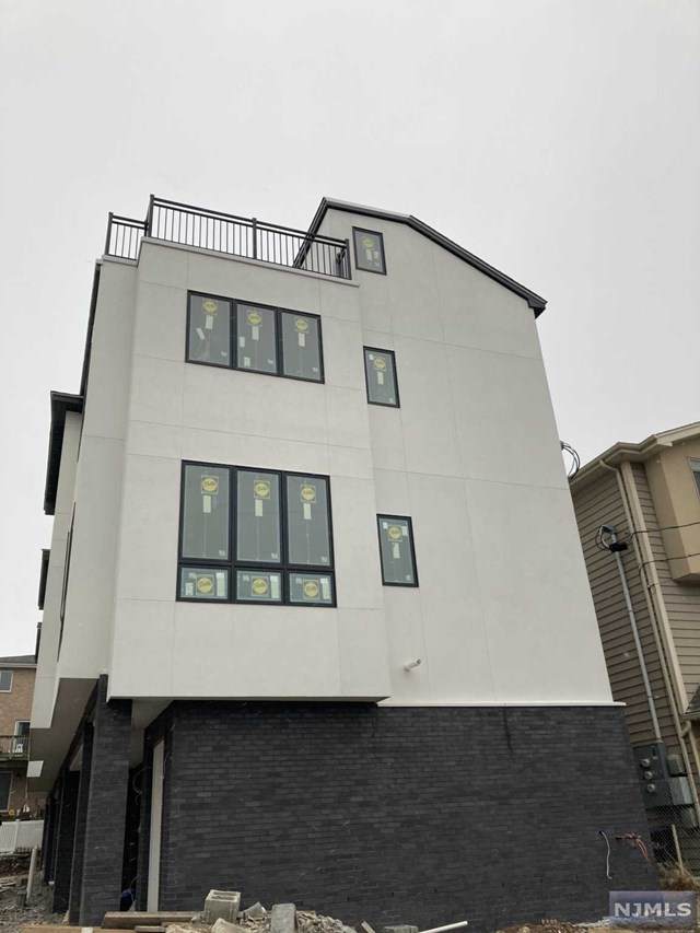 456 Grand Avenue - Photo 1