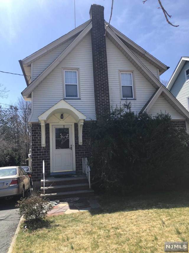 185 Lakeside Drive - Photo 1