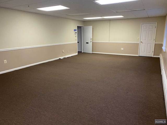 404 Clifton Avenue - Photo 1