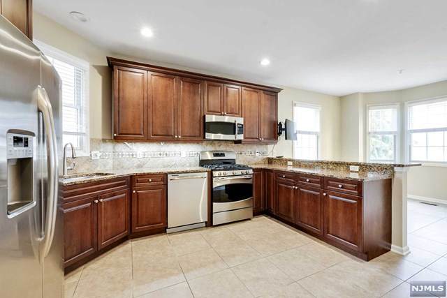 27 Cedar Gate Drive - Photo 1