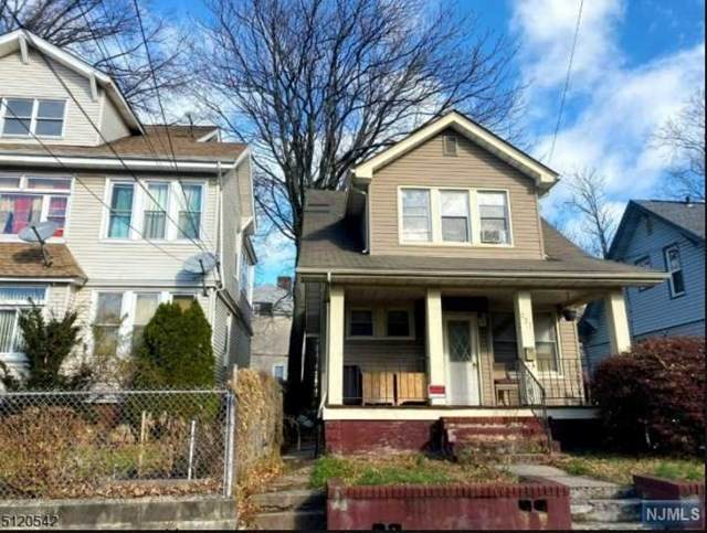 225-227 Custer Avenue - Photo 1