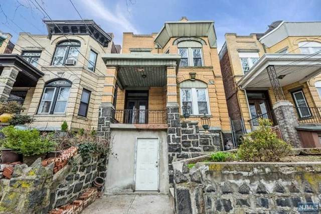 159 Nesbit Street - Photo 1