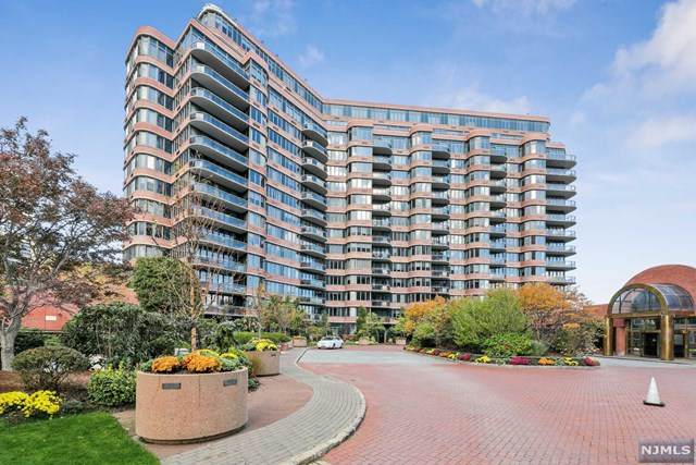 100 Carlyle Drive - Photo 1
