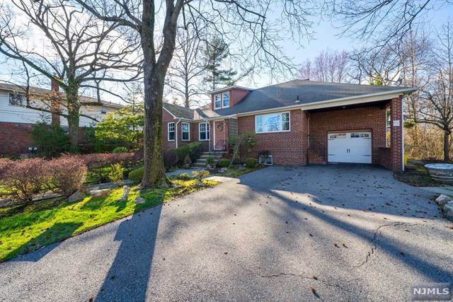 56 Hudson Terrace - Photo 1