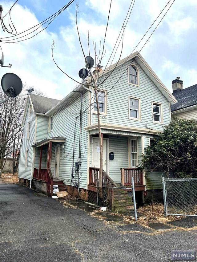 428 Valley Street - Photo 1