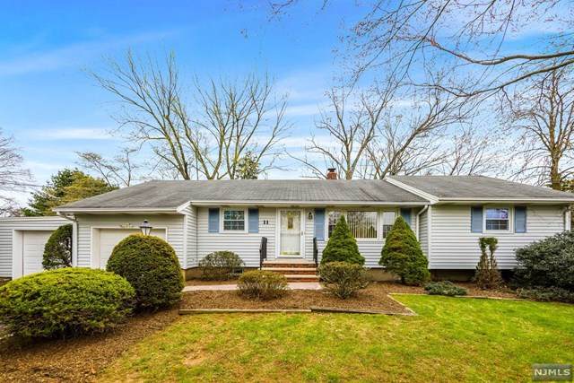 11 Camron Court - Photo 1