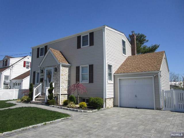 11-03 Underwood Place - Photo 1