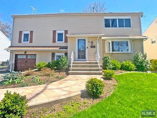 16 Harvey Avenue - Photo 1