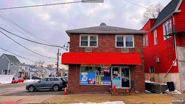 210-212 Quincy Avenue - Photo 1