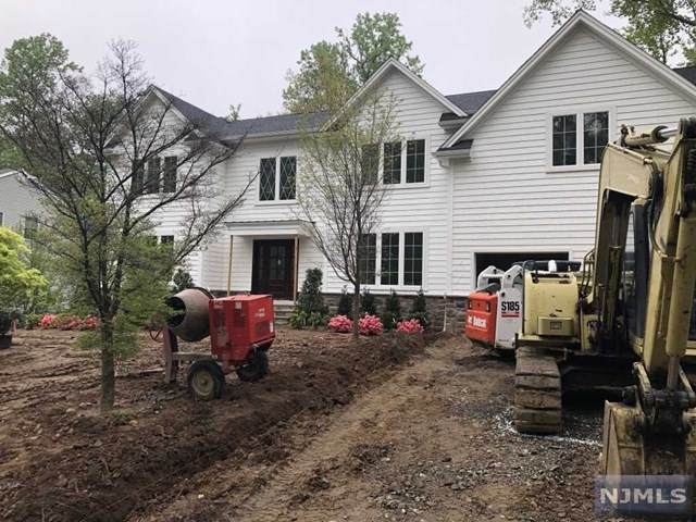 20 Reeds Lane - Photo 1