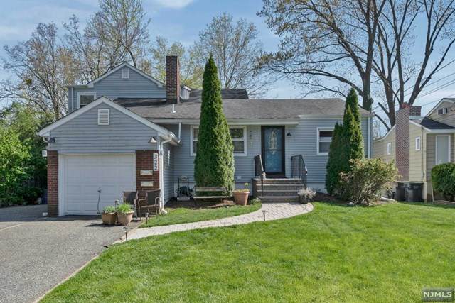 322 Hickory Avenue - Photo 1