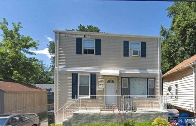 212 Poplar Place - Photo 1