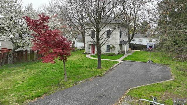 186 School Street - Photo 1