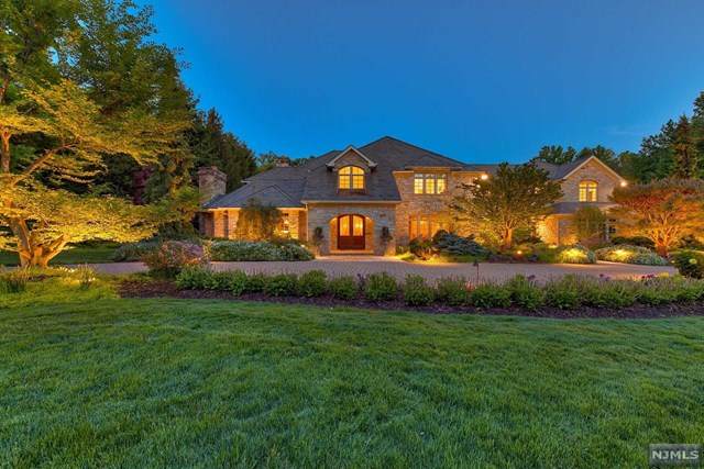 10 Buckingham Drive - Photo 1