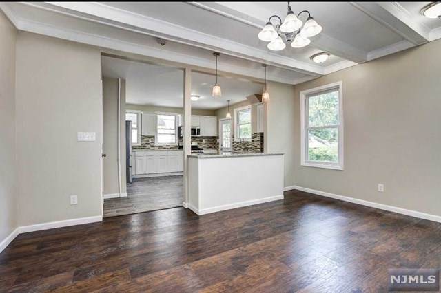 424 Walnut Street - Photo 1