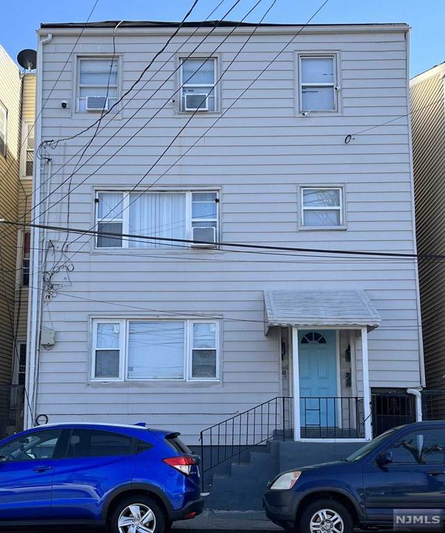 30 Essex Street - Photo 1