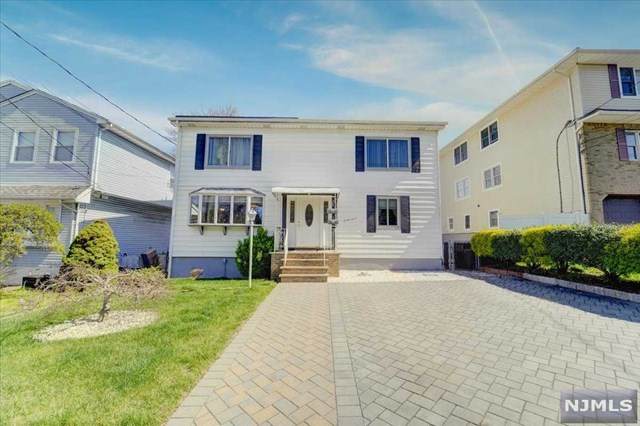 27 Richmond Street - Photo 1