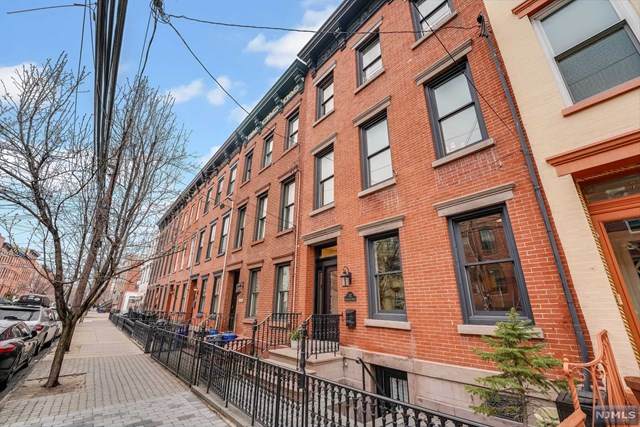727 Bloomfield Street - Photo 1