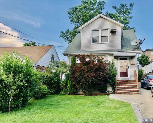 539 Hillcrest Avenue - Photo 1
