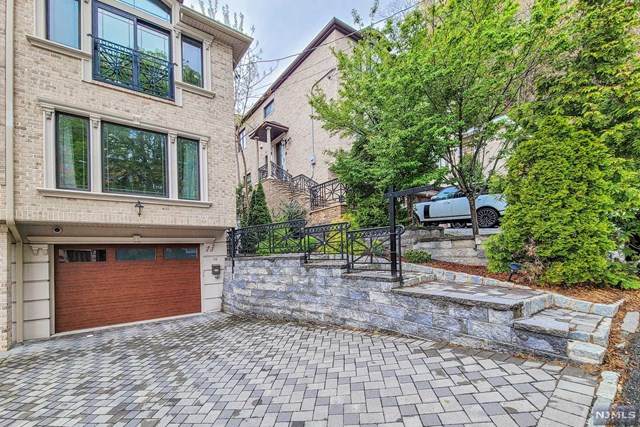 16 Leary Lane - Photo 1