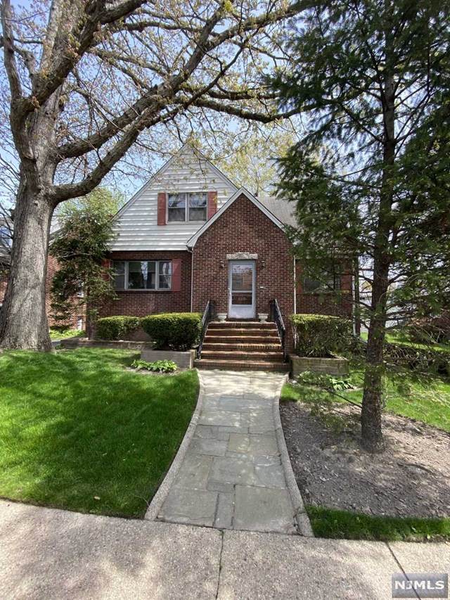 820 Kingsland Lane - Photo 1