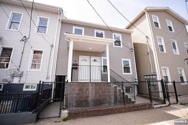 518 Summer Street - Photo 1