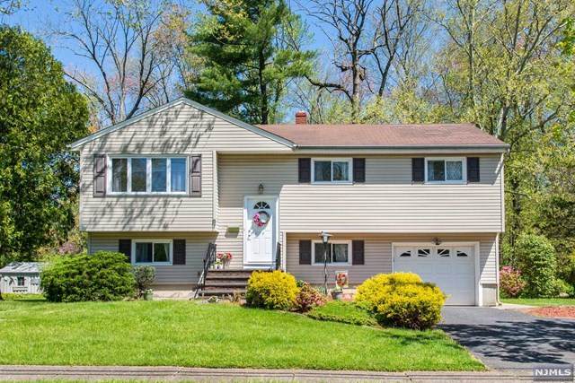 87 Primrose Lane - Photo 1