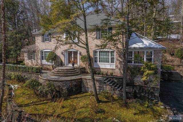 16 Lake Shore Drive - Photo 1
