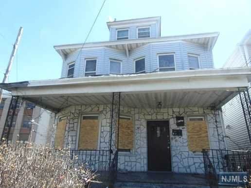 621 Madison Avenue - Photo 1