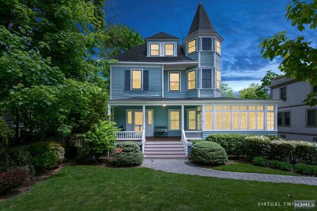 305 Mountain Avenue - Photo 1