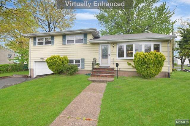 140 Delong Avenue - Photo 1