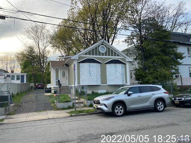 139-141 Western Parkway - Photo 1