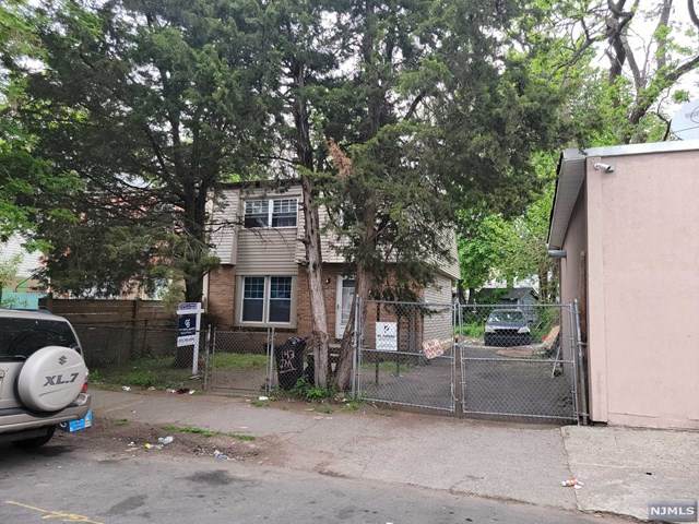 141-143 Godwin Avenue - Photo 1