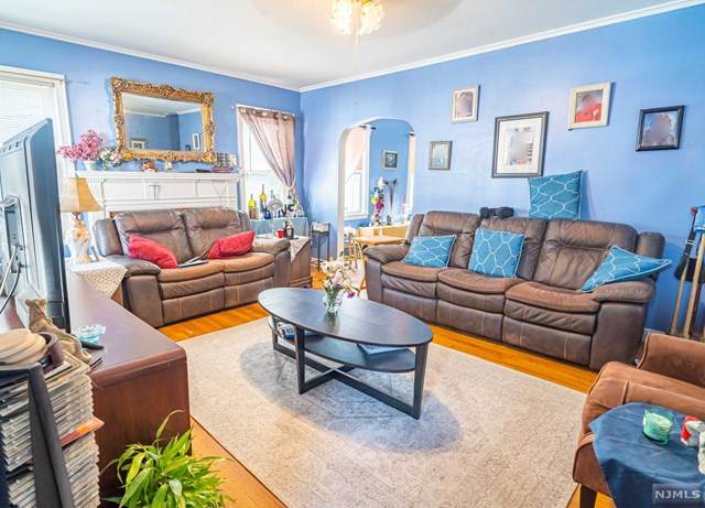 244 Woodside Avenue - Photo 1