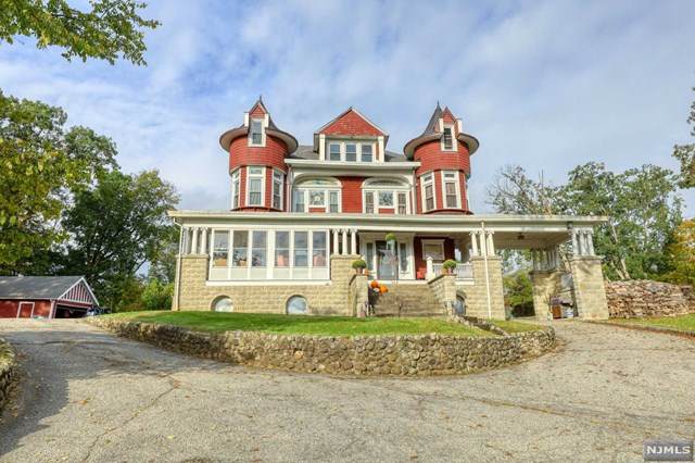 769 Ringwood Avenue - Photo 1