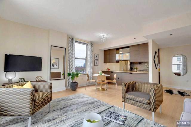 10 Regent Street - Photo 1
