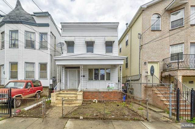 174 Bayview Avenue - Photo 1