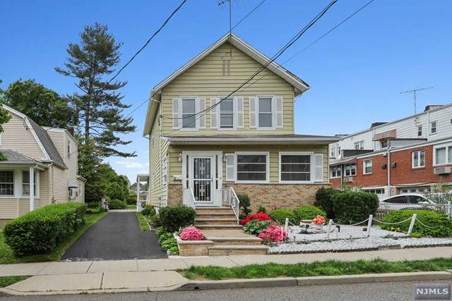 528 Ryerson Avenue - Photo 1
