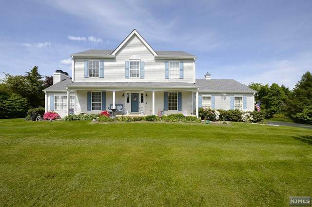 8 Oak Lane Road - Photo 1