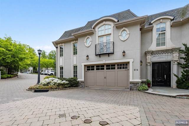 614 Bellaire Drive - Photo 1