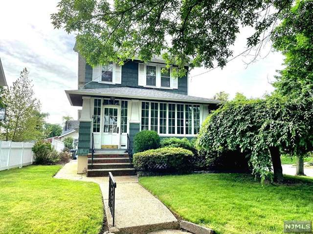 303 Mountain Way - Photo 1