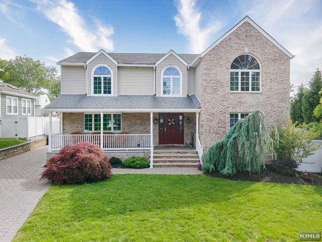 30 Raymond Street - Photo 1