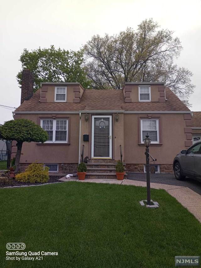1126 Bloomfield Avenue - Photo 1