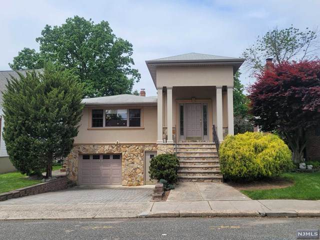 1057 Fairview Lane - Photo 1