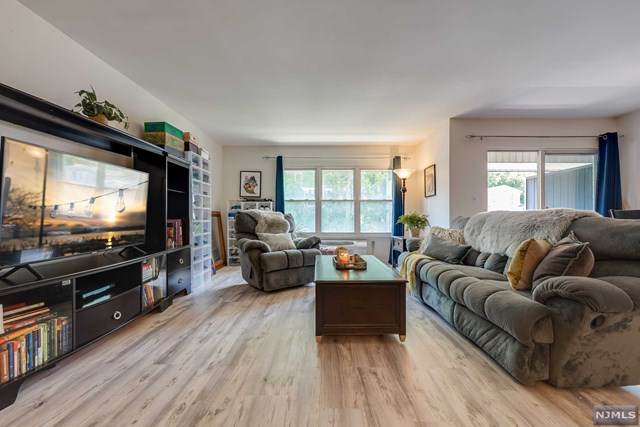 1111 River Road - Photo 1