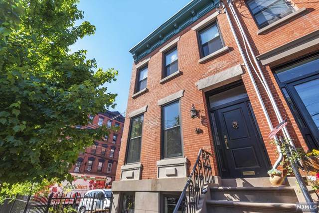 218 8th Street - Photo 1